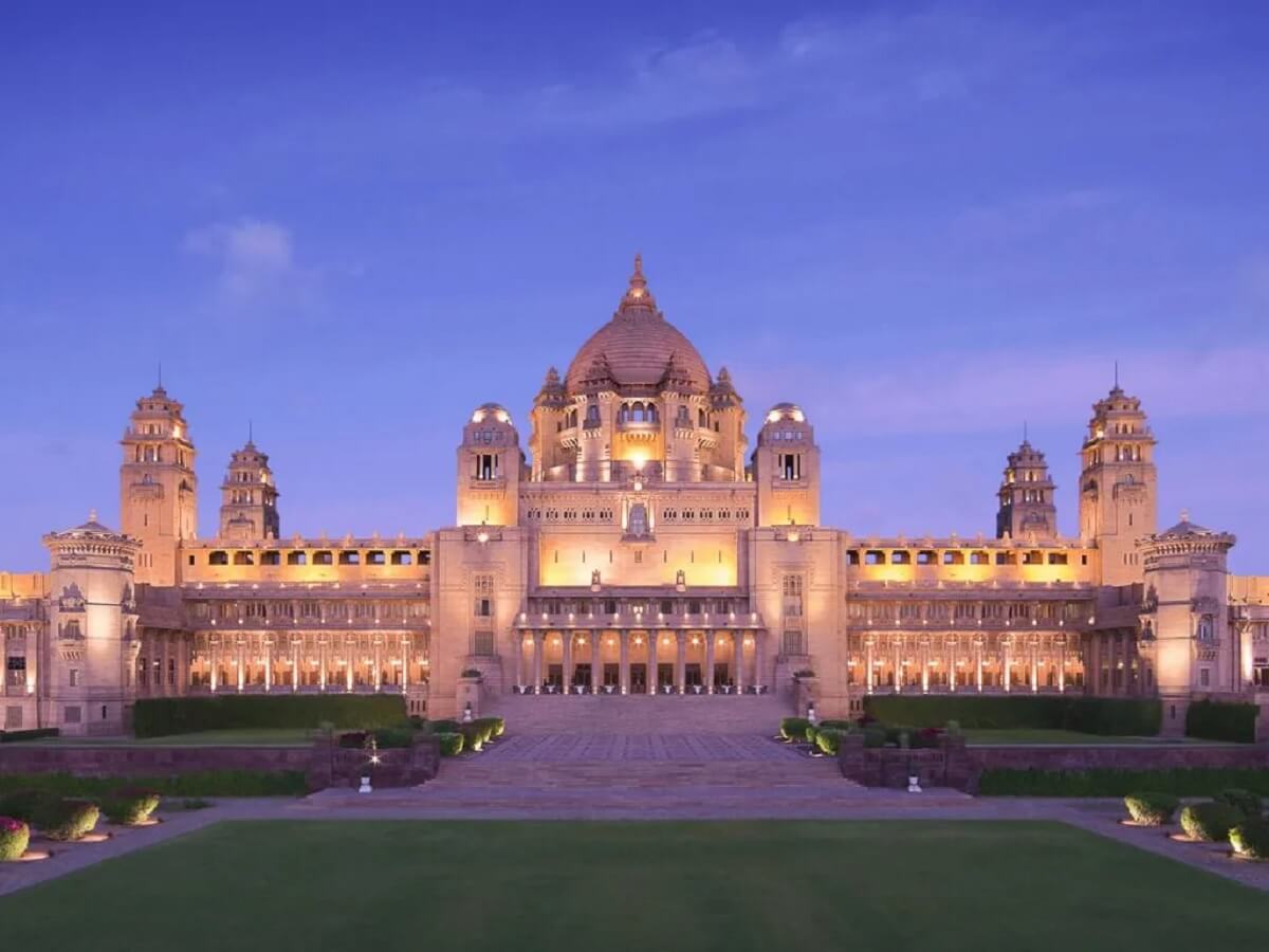 Where Should You Stay in Jodhpur for a Heritage-Luxury Experience?