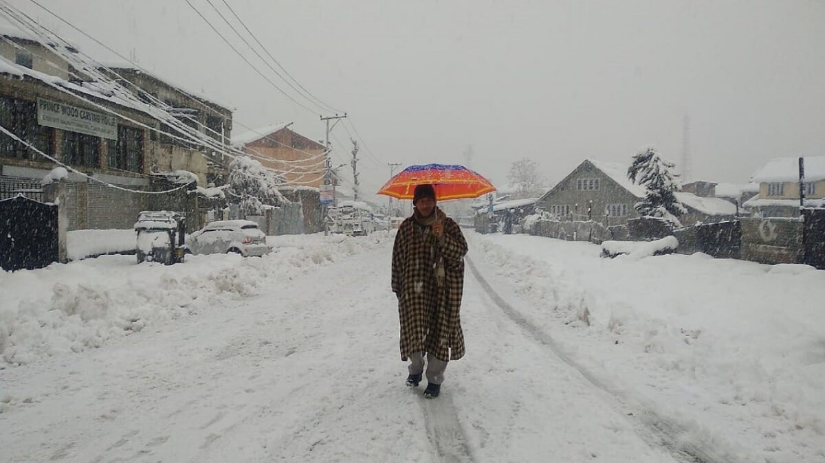 Hill Stations to Visit in India for December Snowfall