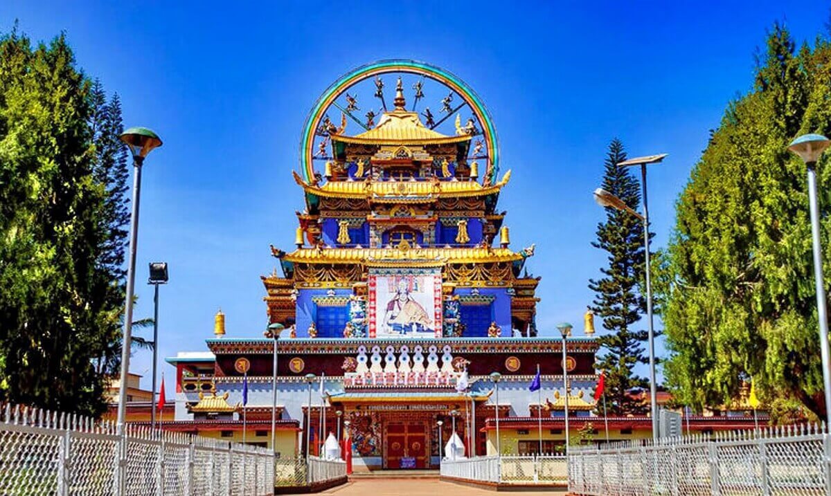 Day 3: Temples, Trekking, and Leisure