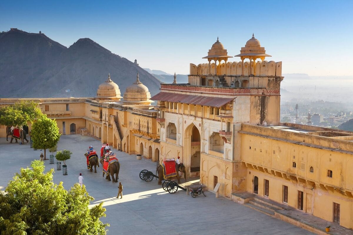 Jaipur – The Pink City in Rajasthan in December Amber fort