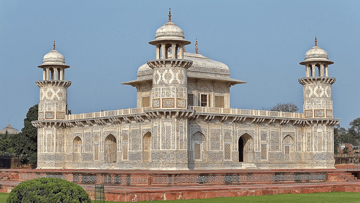 Late Morning: Itimad-ud-Daulah’s Tomb (Baby Taj)