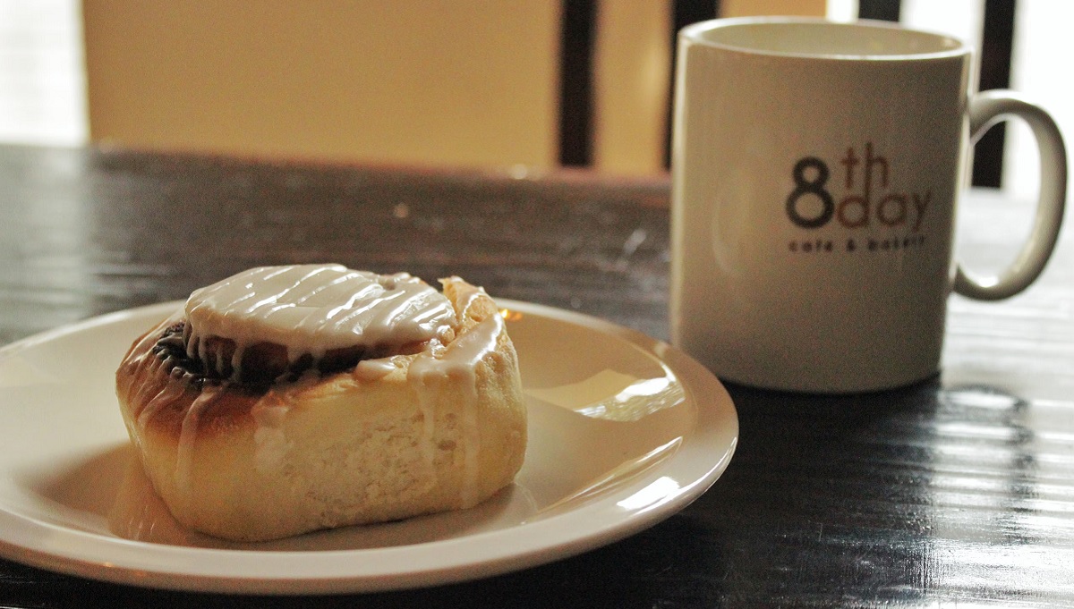 8th Day Café & Bakery