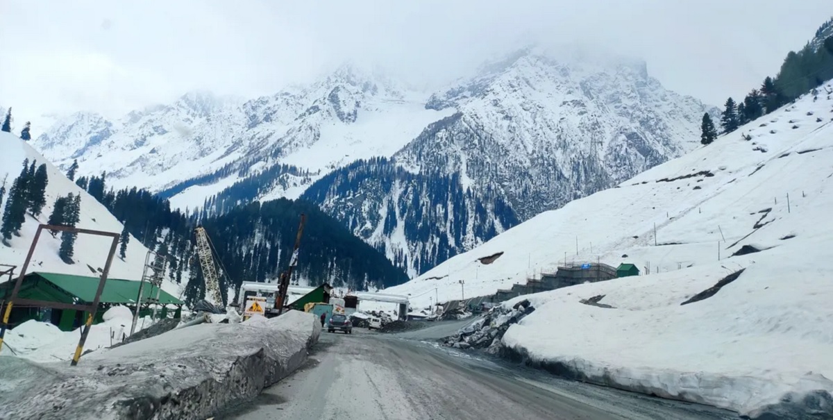 Thajiwas Glacier – A Winter Wonderland in Sonmarg