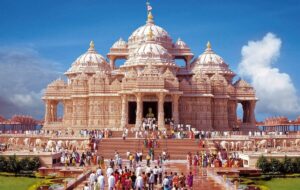 Akshardham Temple Delhi History – A Complete Guide to Architecture, Culture & Spiritual Legacy