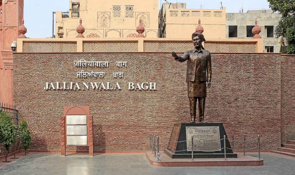 Reflect at Jallianwala Bagh Memorial