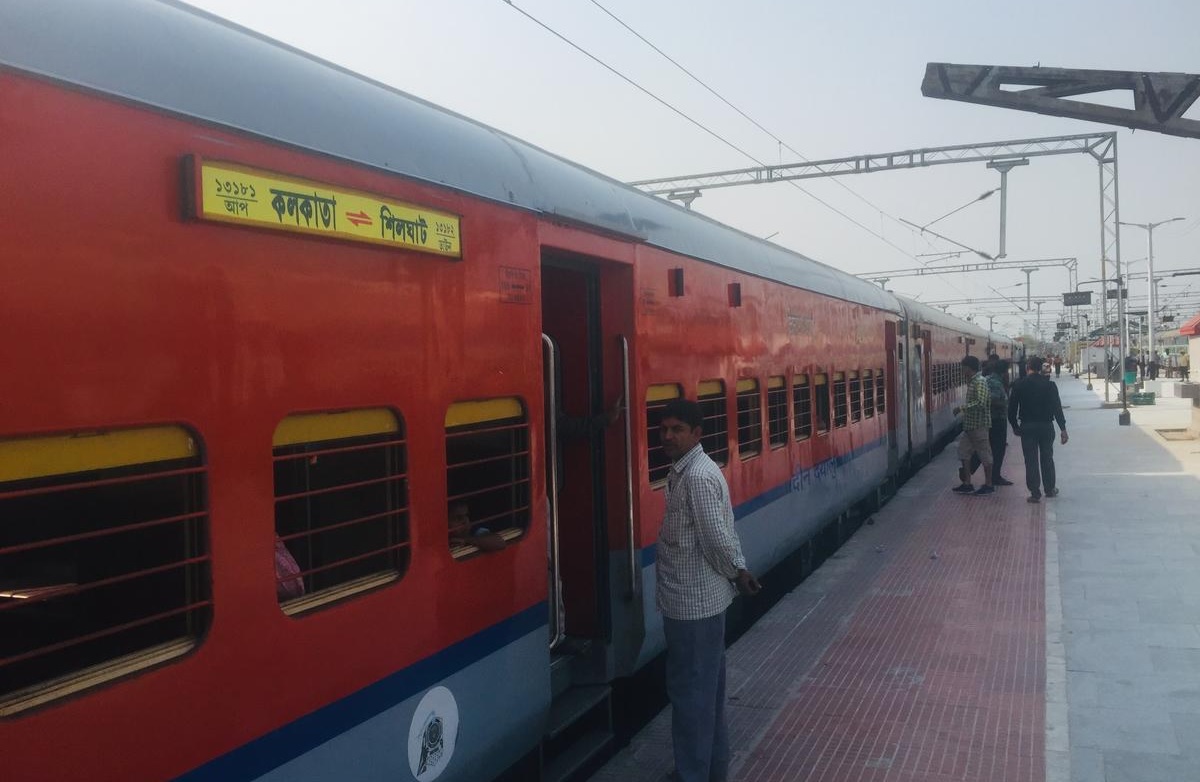 From Guwahati to Kaziranga travel By Train