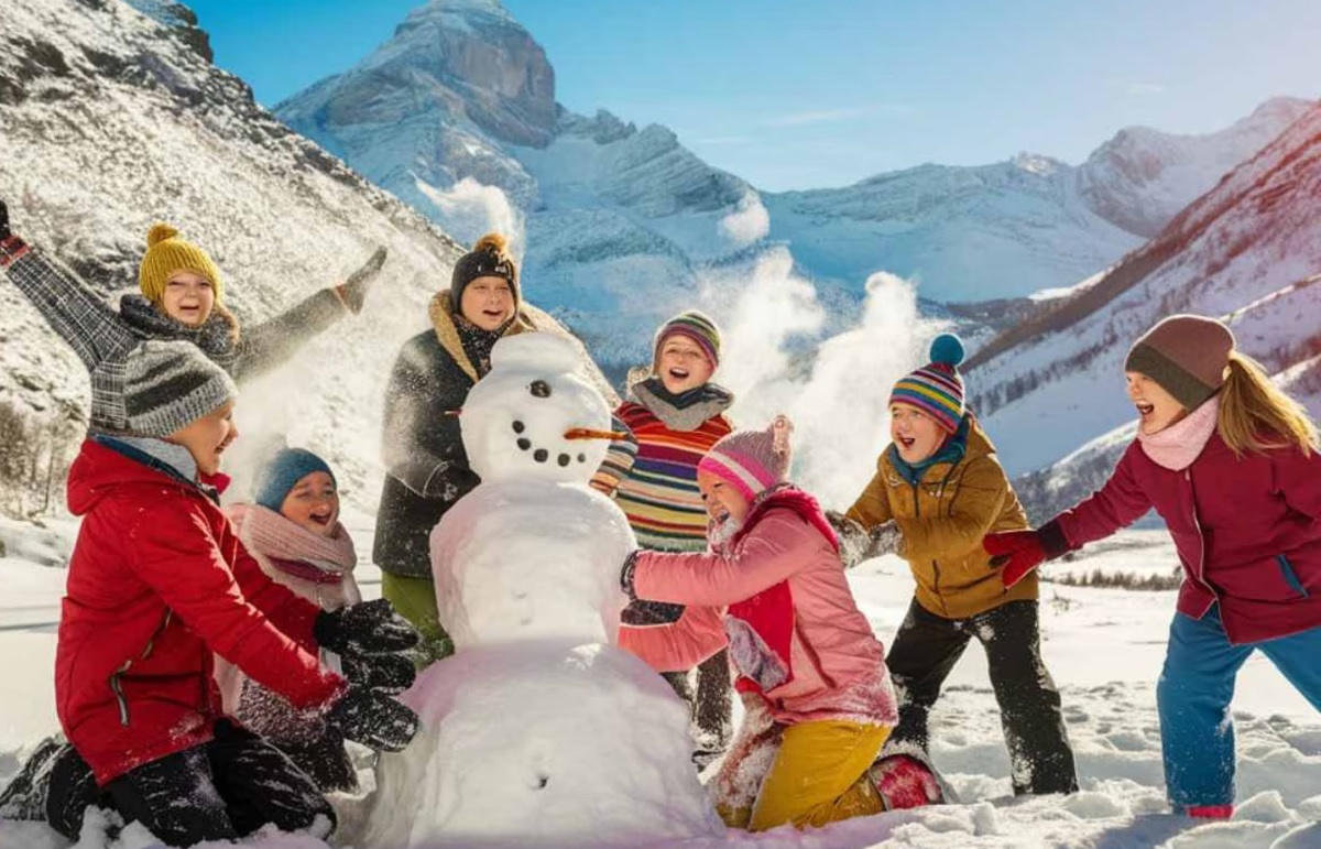 Packing Essentials for Auli in February