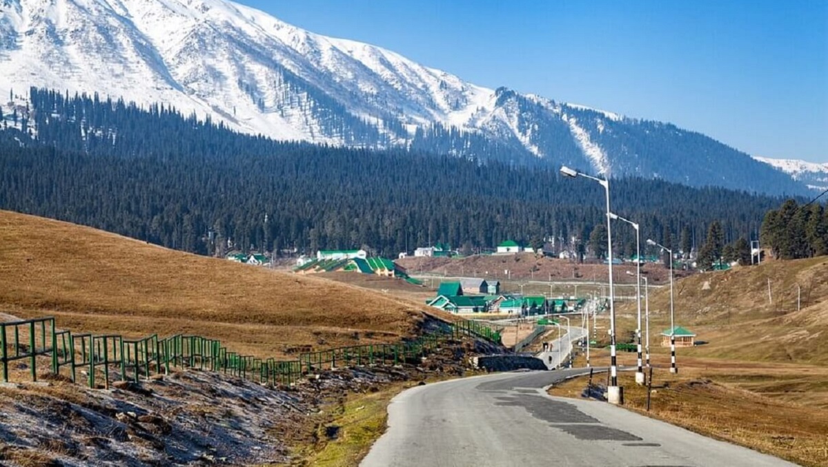 How to Reach Kashmir from Major Cities Across India: A Comprehensive Guide to Travel Options