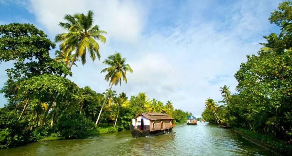 Kerala in February 2026: Weather, Must-Visit Attractions, Festivals, Travel Tips, and More