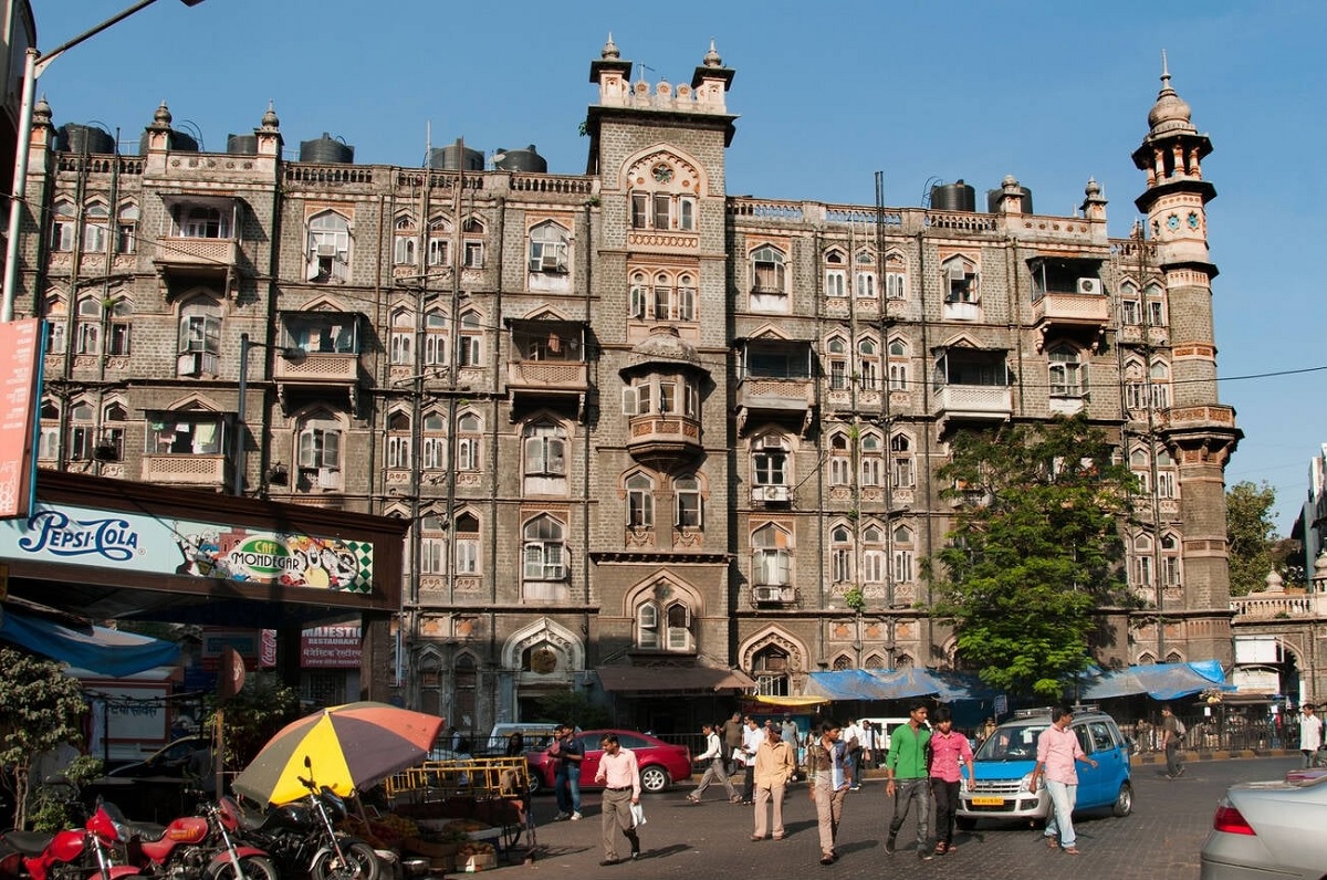 Shopping in Colaba Causeway