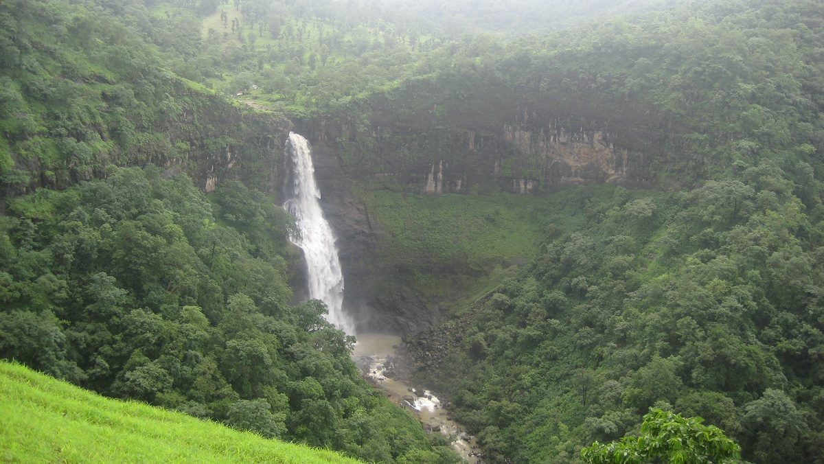 Dugarwadi Waterfalls: A Hidden Waterfall for Nature Lovers