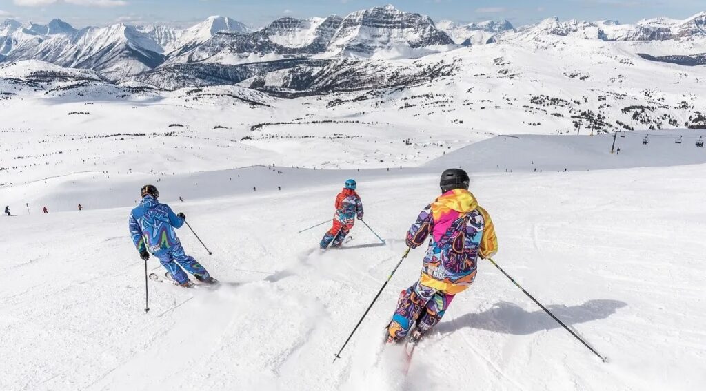 7 Best Skiing Destinations in India for an Unforgettable Winter Adventure