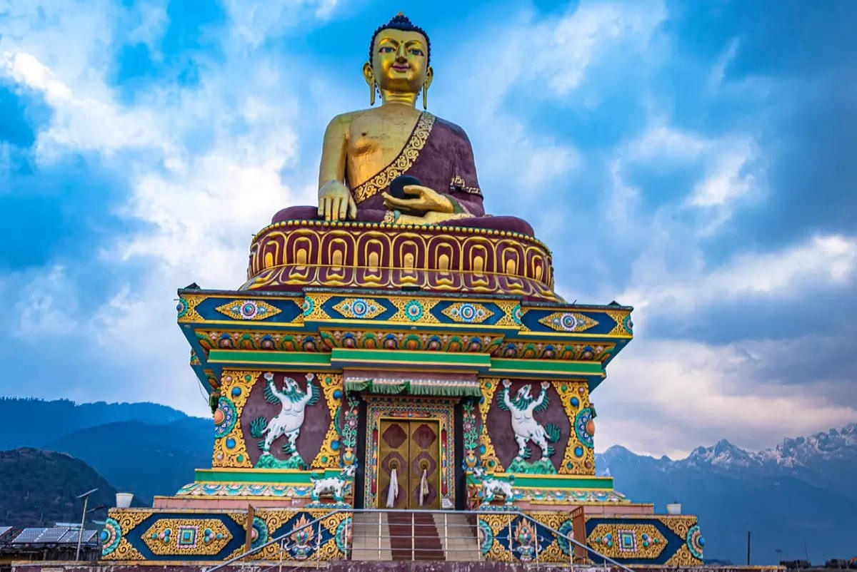 Tawang, Arunachal Pradesh – Misty Peaks and Monasteries