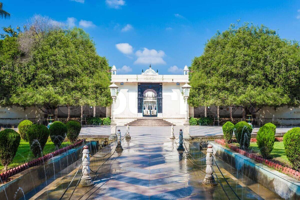 Saheliyon Ki Bari (Garden of the Maidens)