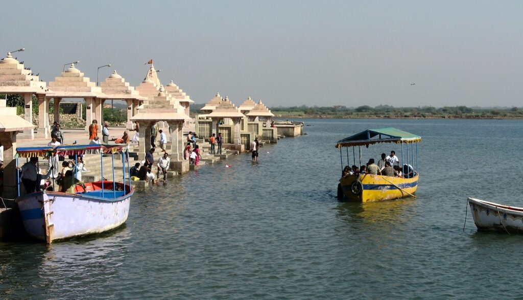 Triveni Sangam Somnath – A Sacred Confluence of Rivers
