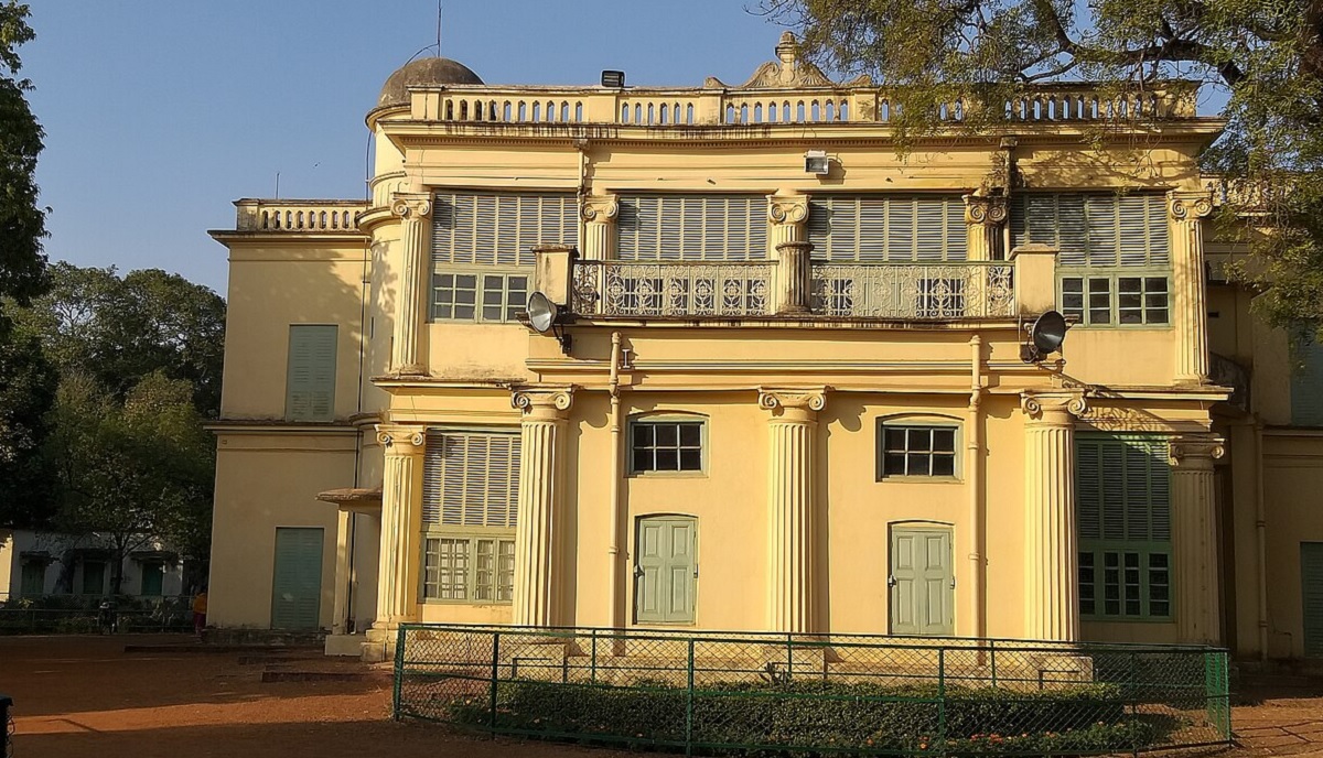 Things to Do Beyond Sightseeing