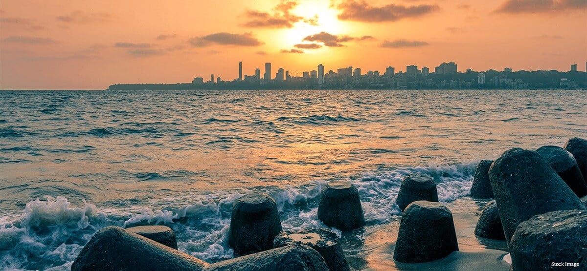 Watch the sunrise at Marine Drive