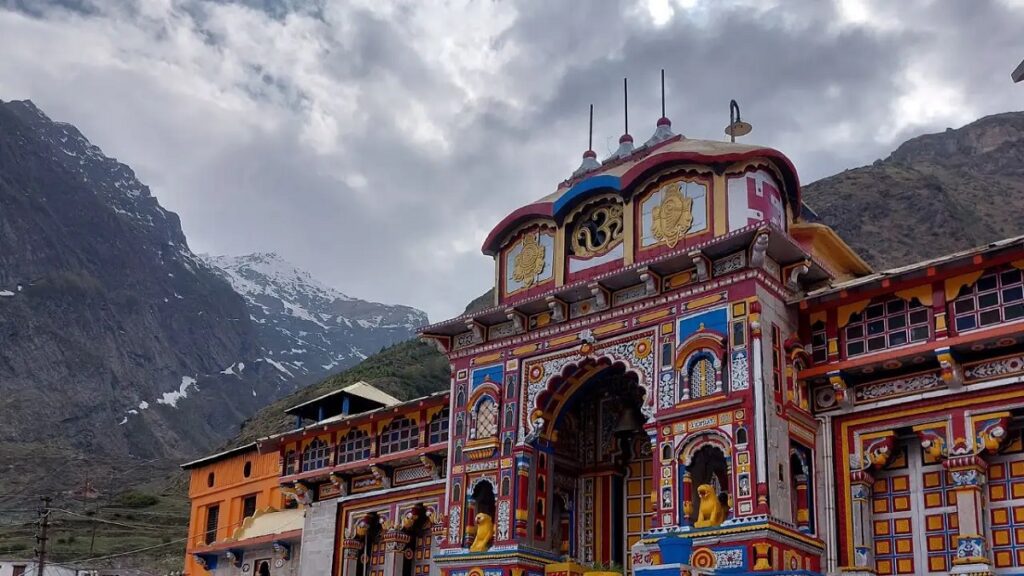 How to Reach Badrinath Temple from Dehradun: Your Ultimate Pilgrimage Guide