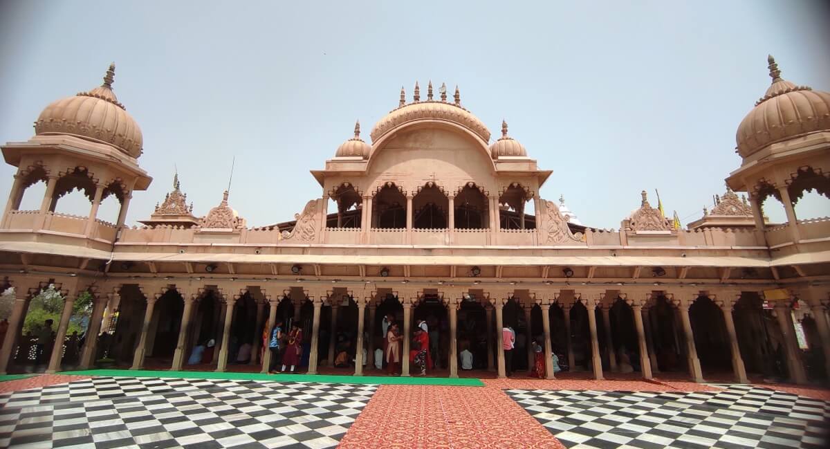 Shriji Temple (Radha Rani Temple)