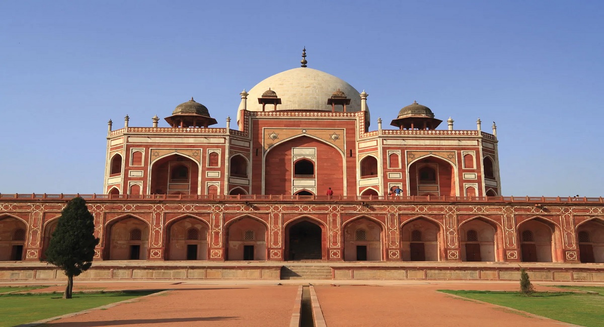Begin at the Magnificent Humayun’s Tomb