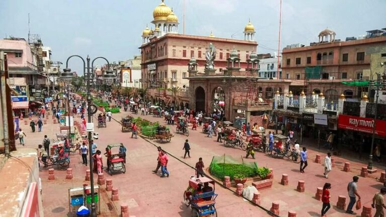 Chandni Chowk: Explore Delhi’s Iconic Historic Marketplace