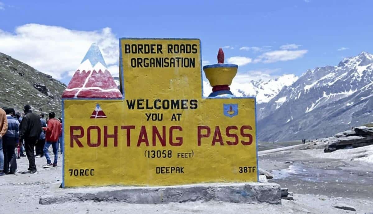 Rohtang Pass Snow Adventures (Iconic High-Altitude Experience)