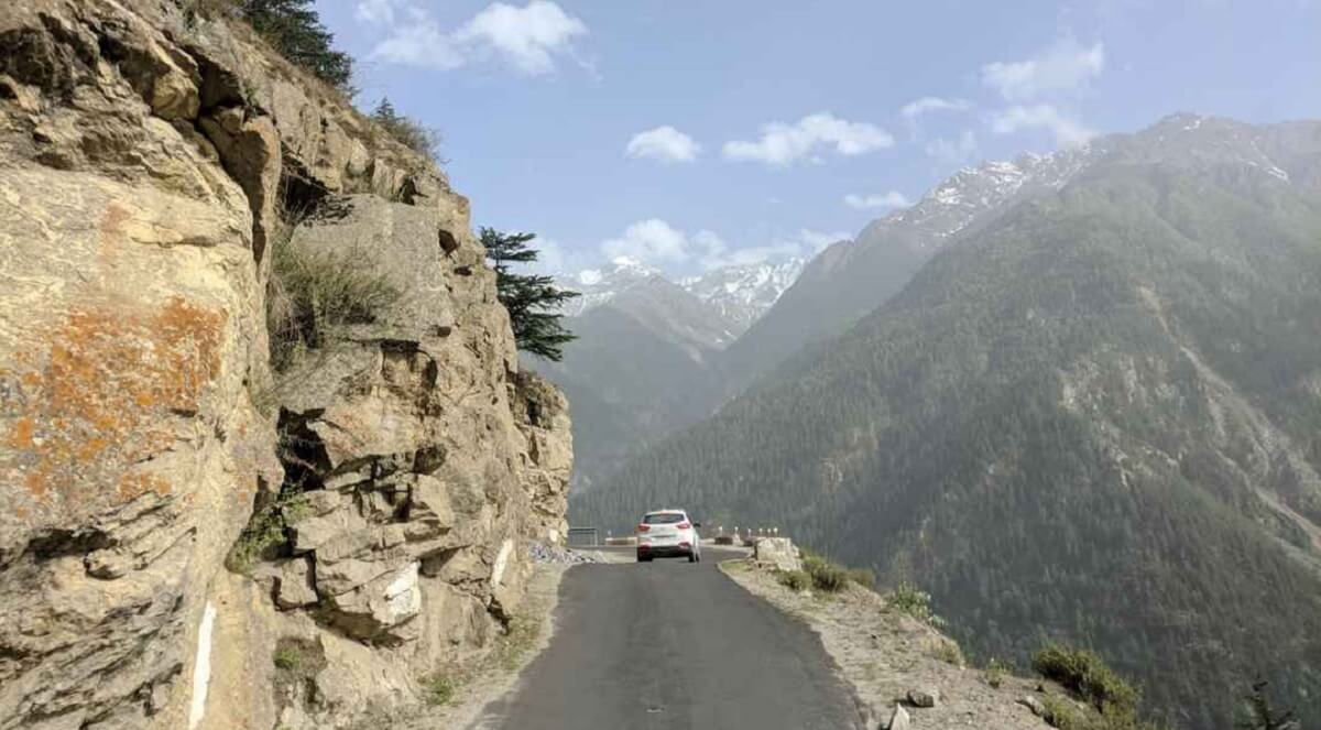 How to Reach Narkanda from Delhi by Road