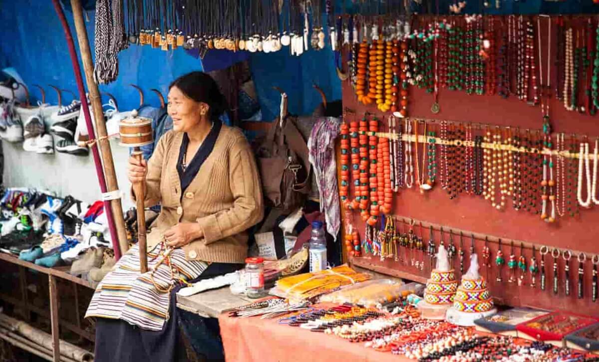 Stroll around the Tibetan Market