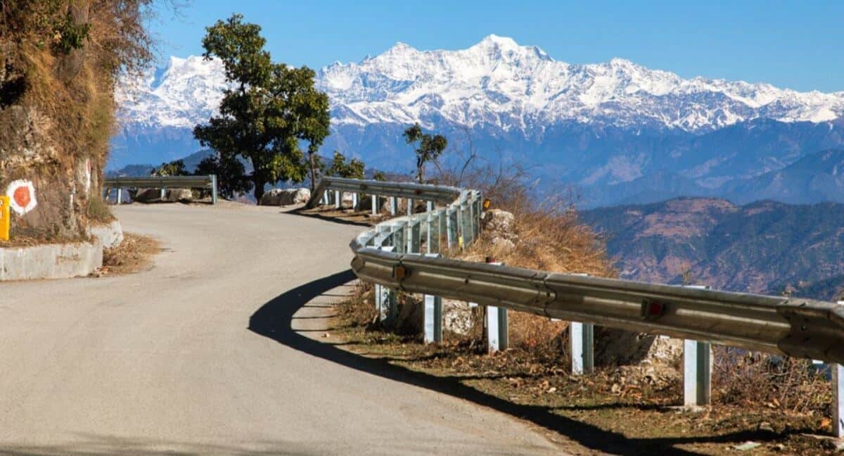 Route 3: Delhi to Mussoorie – Colonial Beauty & Himalayan Views