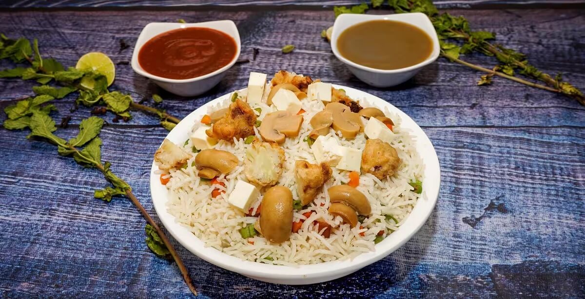 Try Local Cuisine and Colonial Cafés