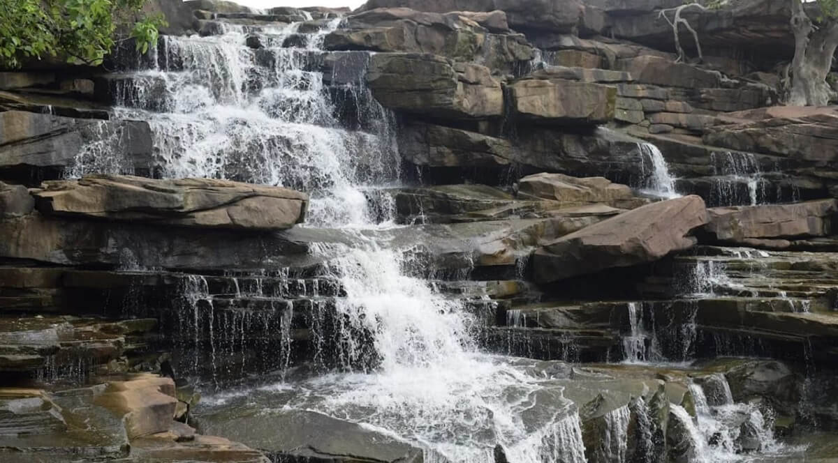 Kaimur Hills & Mukha Waterfalls (Bhabua)