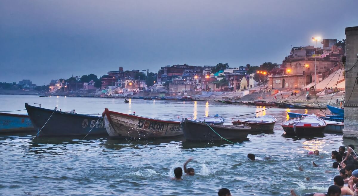 Weather in Varanasi in April