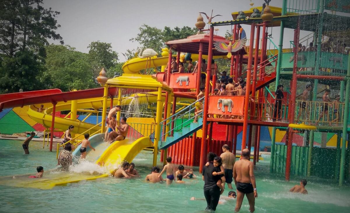 Water-Based Activities and Cooling Experiences