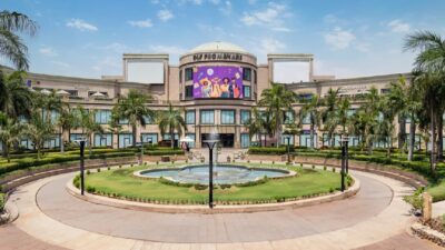 10 Best Shopping Malls in Delhi: Famous For, Timing, and Nearest Metro Station