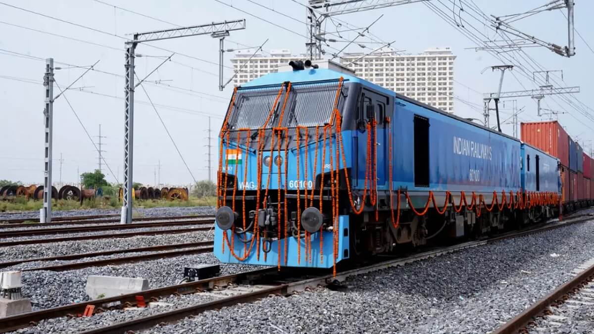 How Indian Railways Handles Lost Items