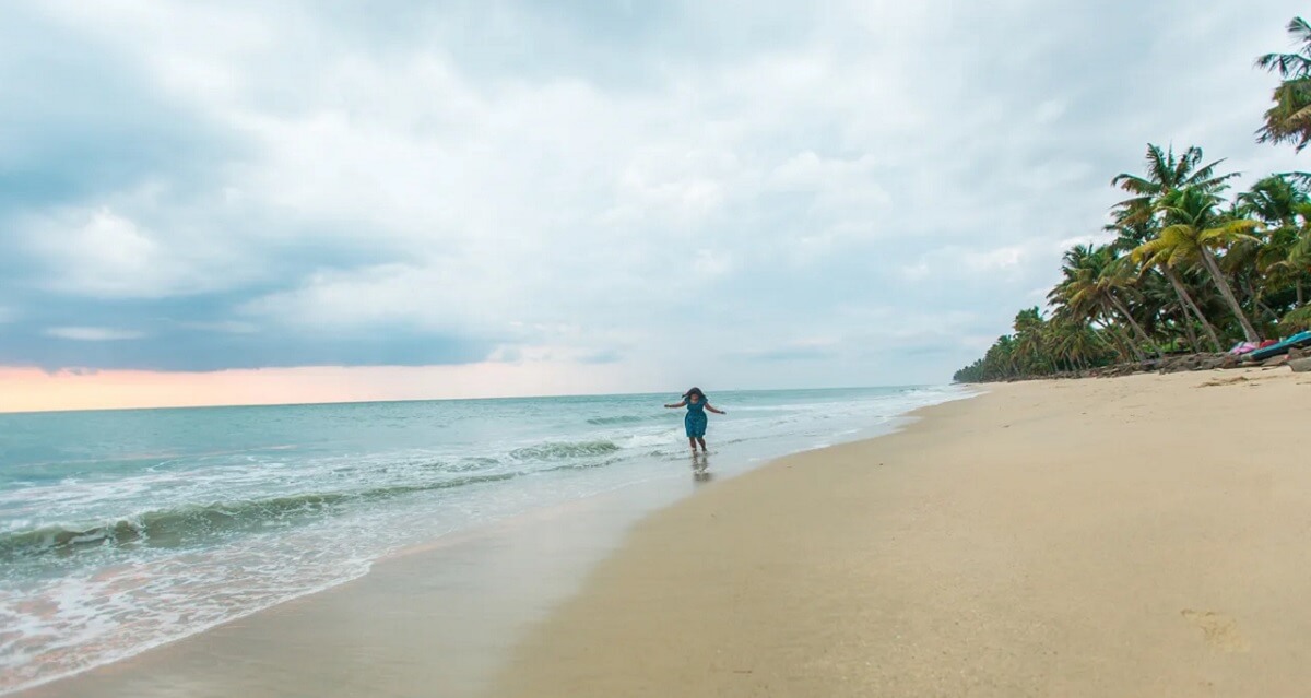 Andhakaranazhi Beach
