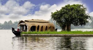 South India Travel in August 2025: Weather, Tourist Destinations, & Travel Tips