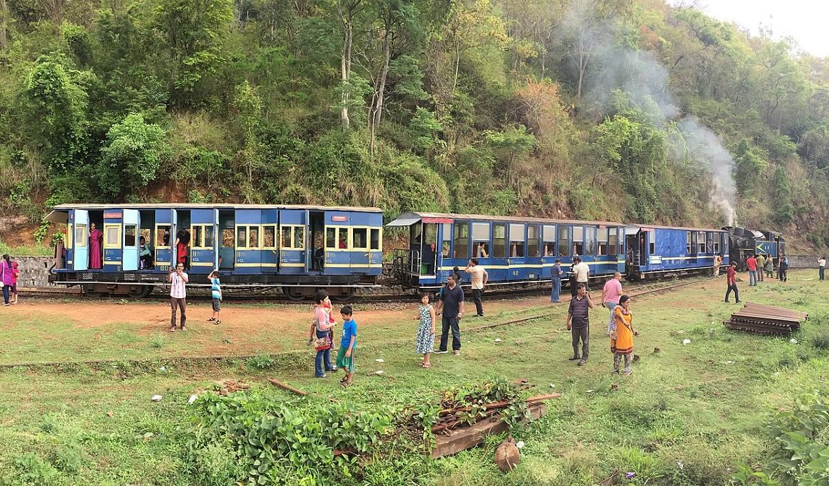 What’s the Experience Like on the Toy Train?