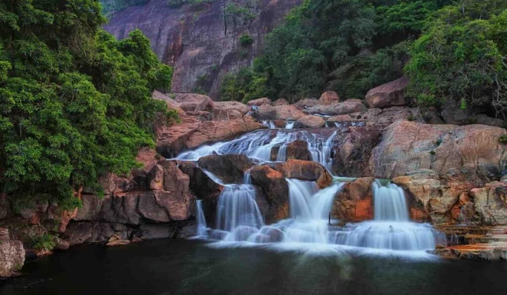 12 Best Waterfalls Near Delhi Within 100, 200 & 300 KM