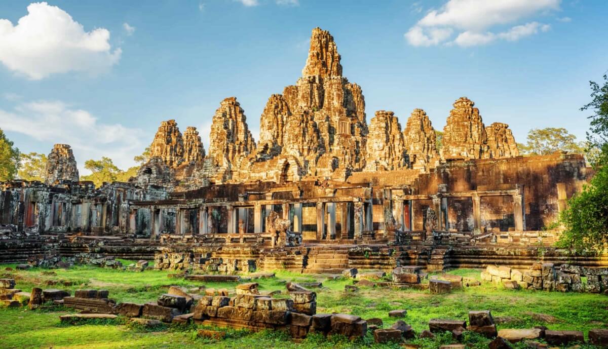 Cambodia: Angkor Temples and Beyond