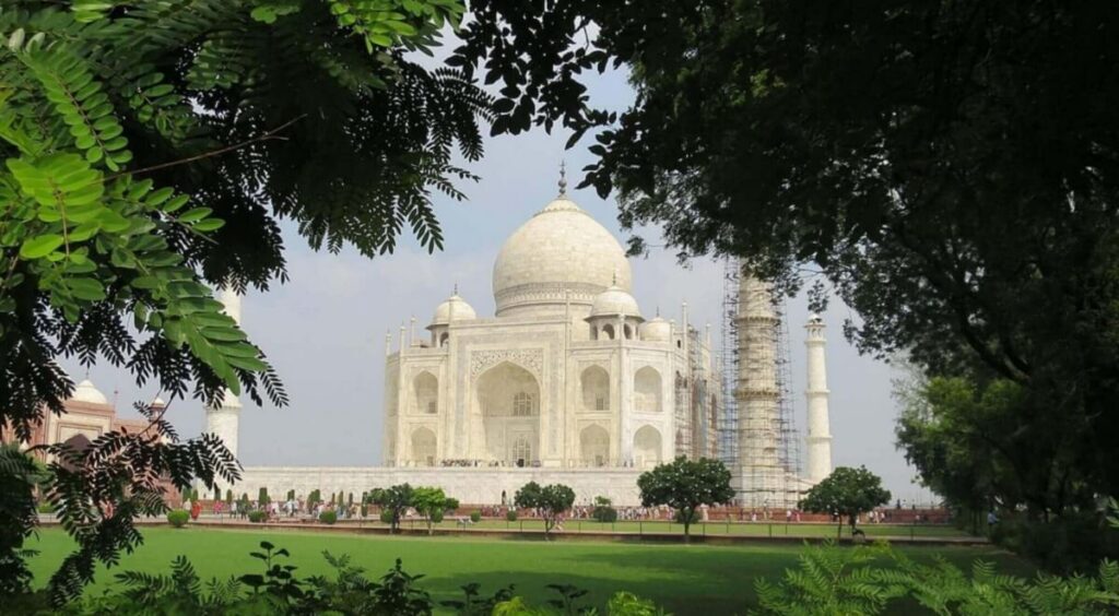 Top 10 Most Searched Indian Destinations in 2025: What's Hot and Why?