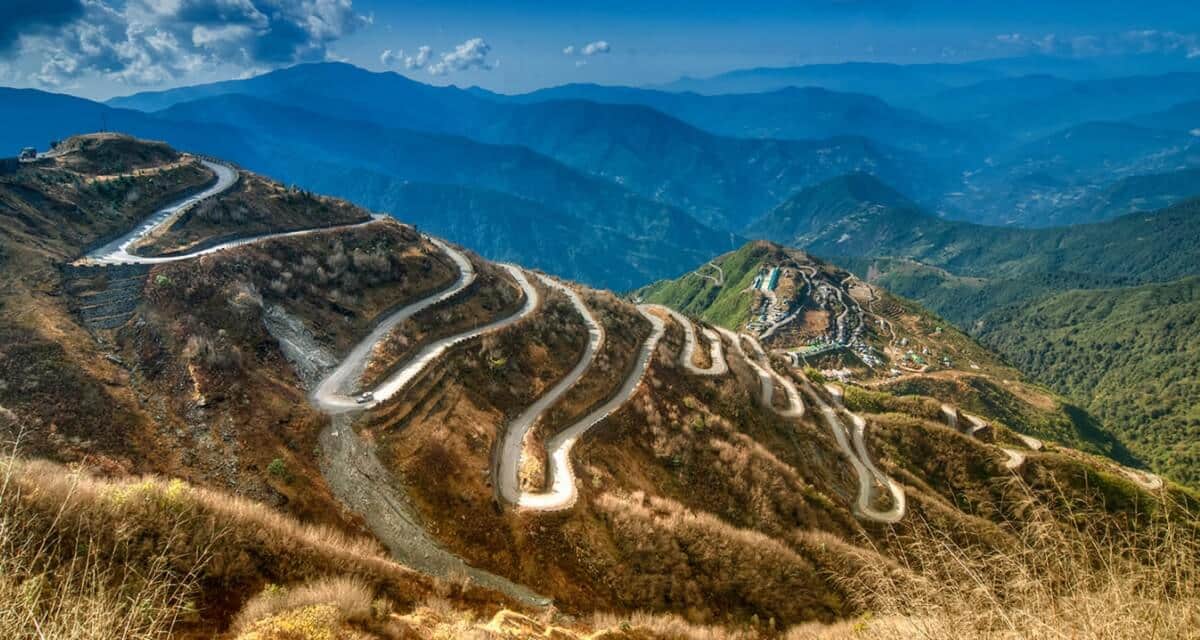 Panoramic Views of the Eastern Himalayas