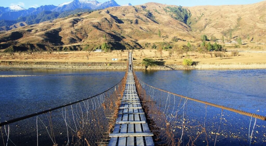 Practical Tips for Experiencing Mechuka Local Life and Accommodation