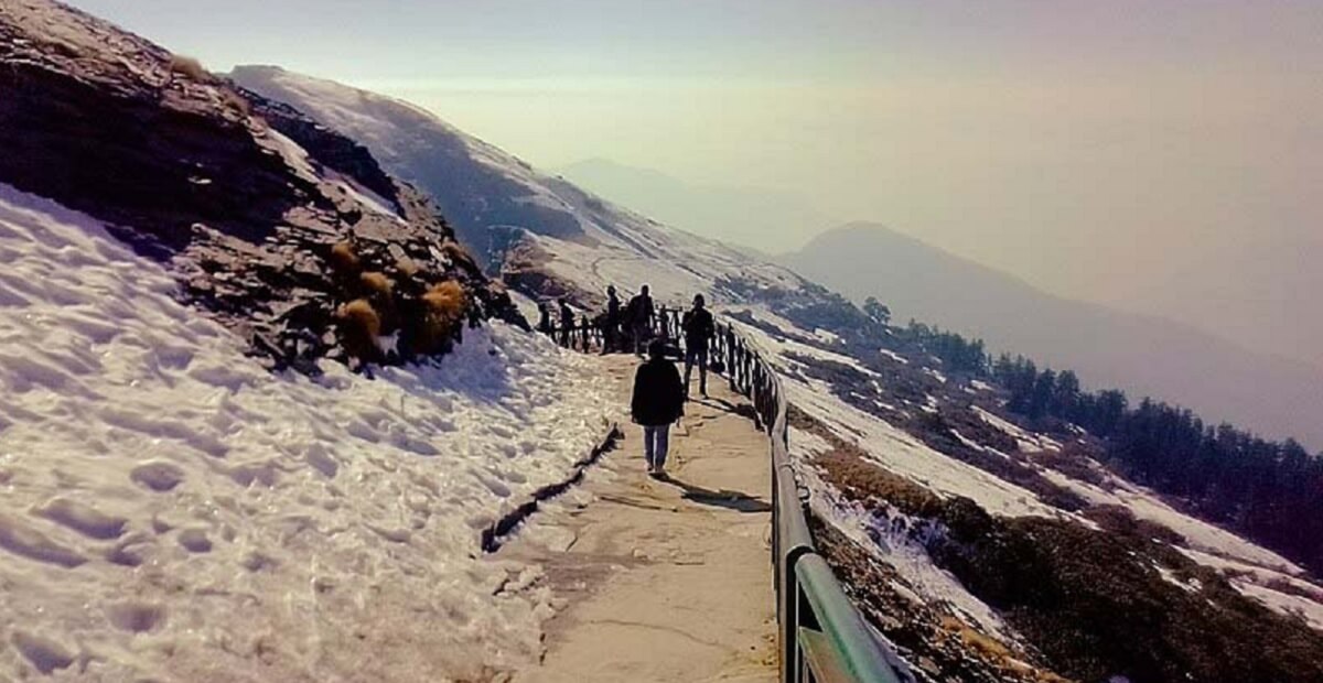 Tungnath Trek: Difficulty, Route & Safety in Different Seasons