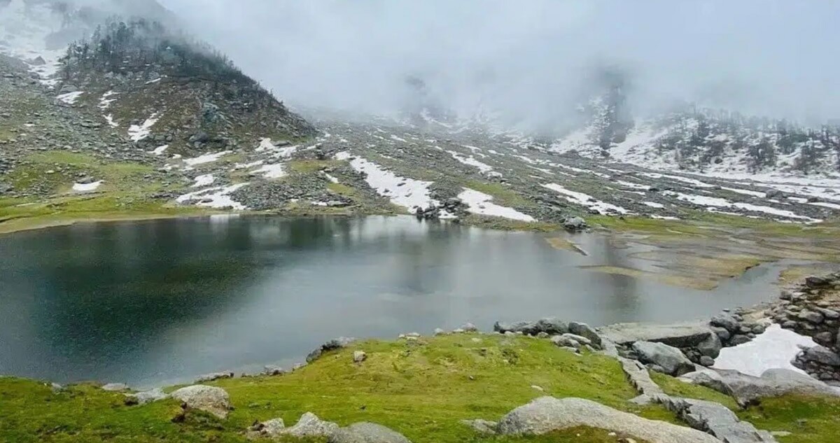 Where Is Kareri Lake?