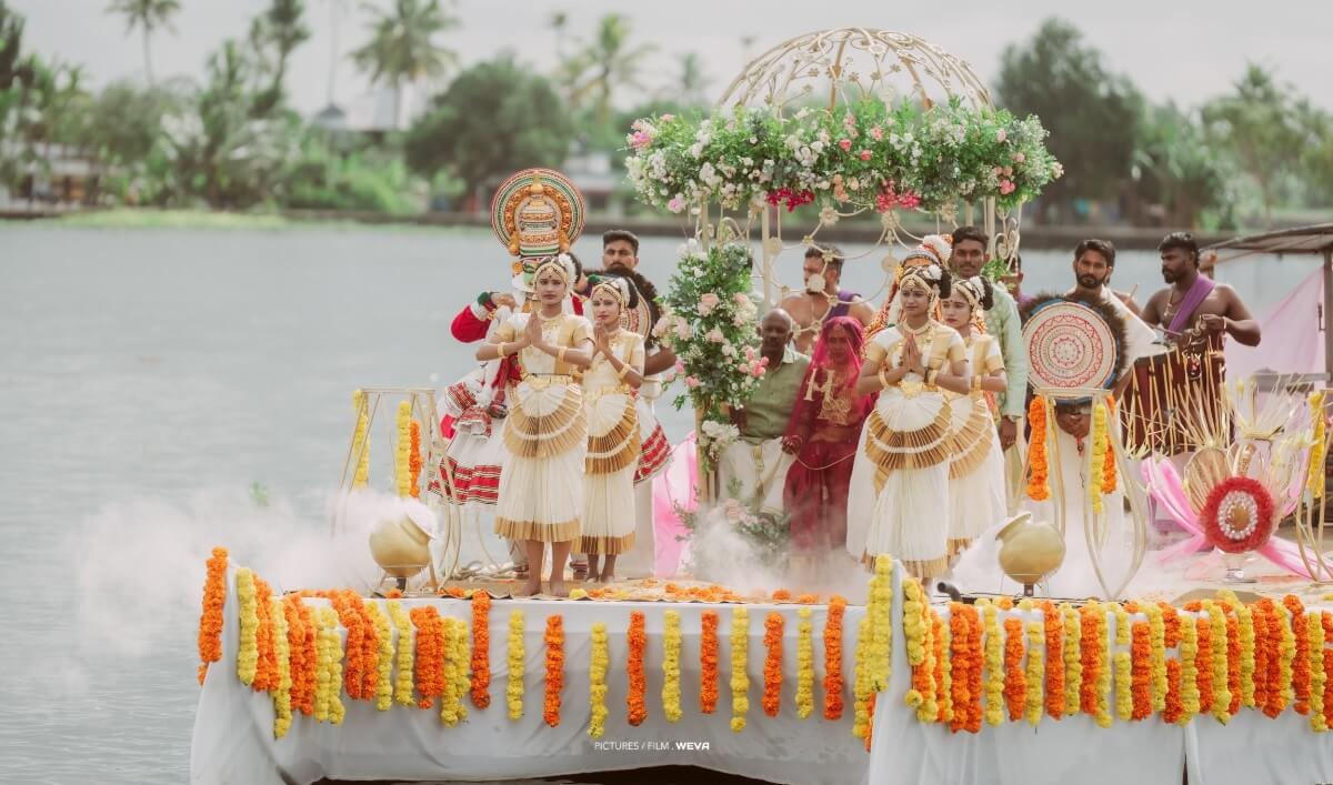 Alleppey – Houseboat Weddings and Coconut Lagoon Vibes