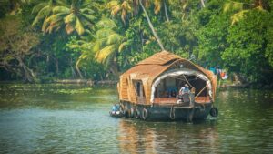 Kerala Backwaters – Alleppey & Kumarakom