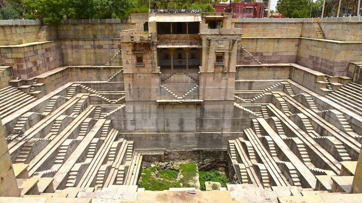 Dhabhai Kund & Nagar Sagar Kund – The Twin Stepwells