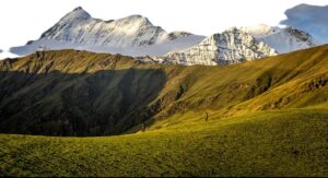 How to Reach Roopkund Trek Base from Rishikesh: A 2025 Travel Guide