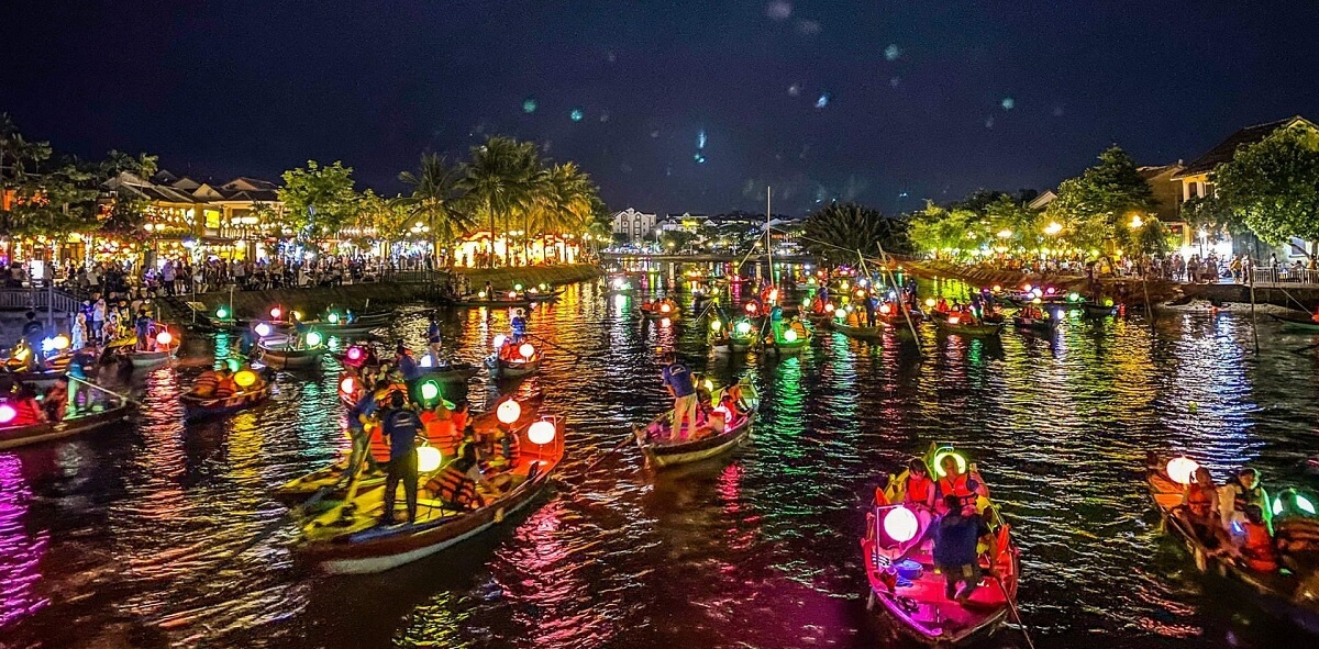Hoi An Lantern Festival Dates in 2025